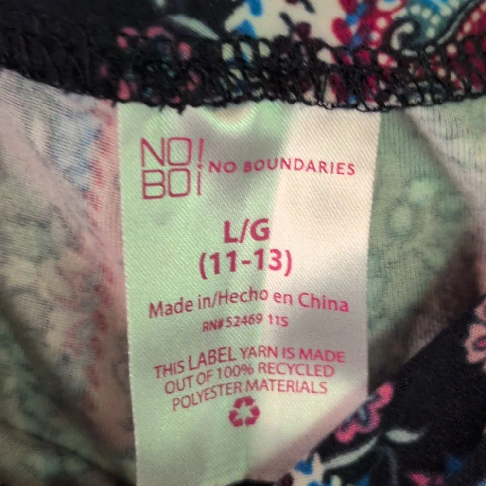 Floral Patterned Women's Pants - Picture 3 of 4